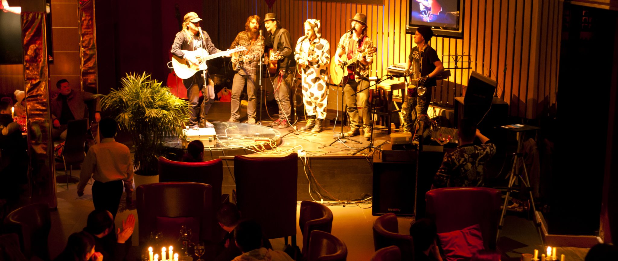 How To Set The Mood With Live Entertainment In Your Restaurant Penn