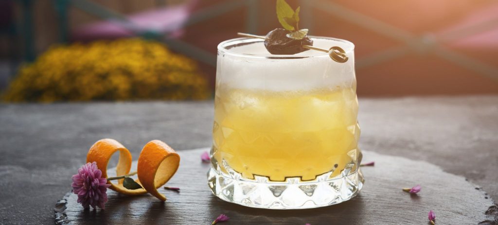 Fall is Finally Here: 4 Seasonal Cocktails that will Warm You Up