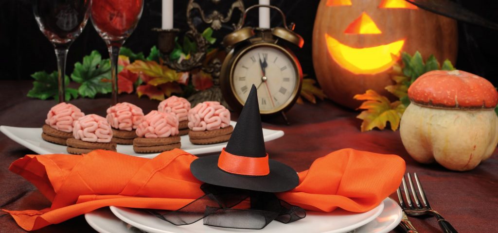 How To Make Your Bar or Restaurant The Best Spot To Celebrate Halloween