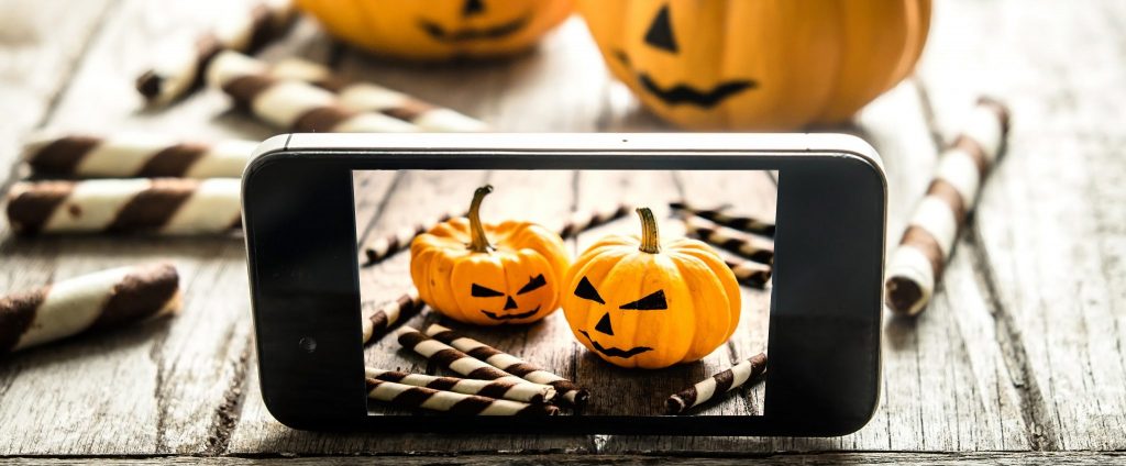 How To Make Your Bar or Restaurant The Best Spot To Celebrate Halloween