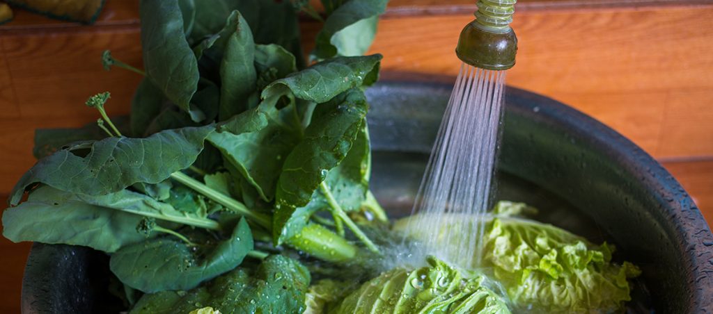 COVID-19 Social Distancing Guide: Clean Produce with Cold water